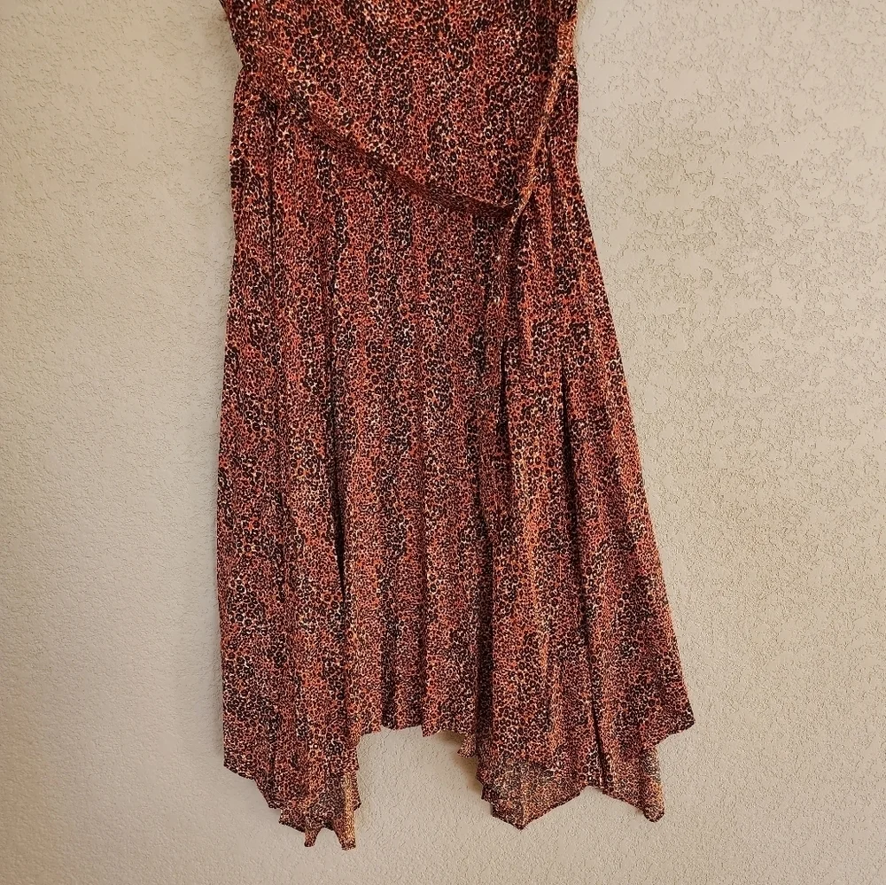 Topshop leopard print pleated midi skirt size 10